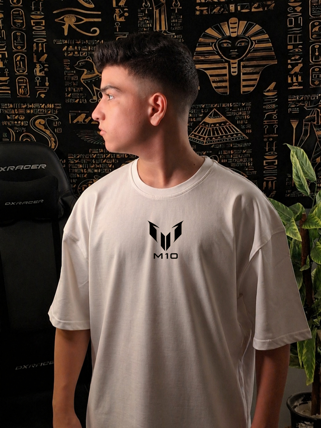 M10 World Champion Oversized T-Shirt